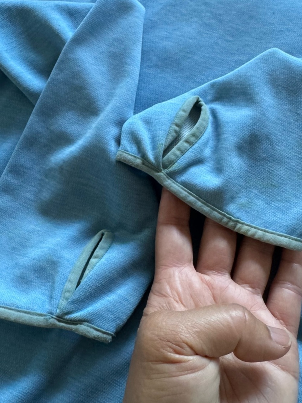 4/$20 - Patagonia Women’s Sunshade Hoody 50+ UPF Lightweight Hiking (medium) - Picture 10 of 14